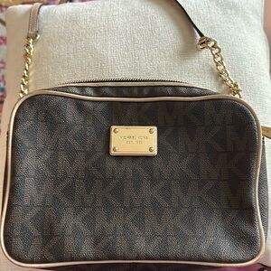 Michael Kors Crossbody